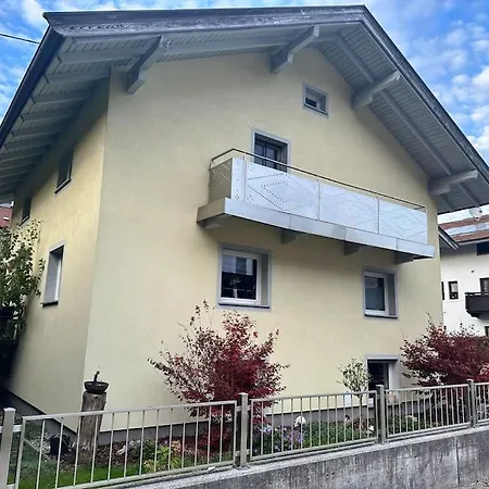 Holiday home Haus Im Herzen Des Inntals Radfeld